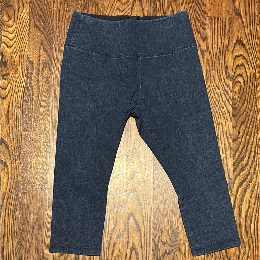 Lysse Blue Capri Pants